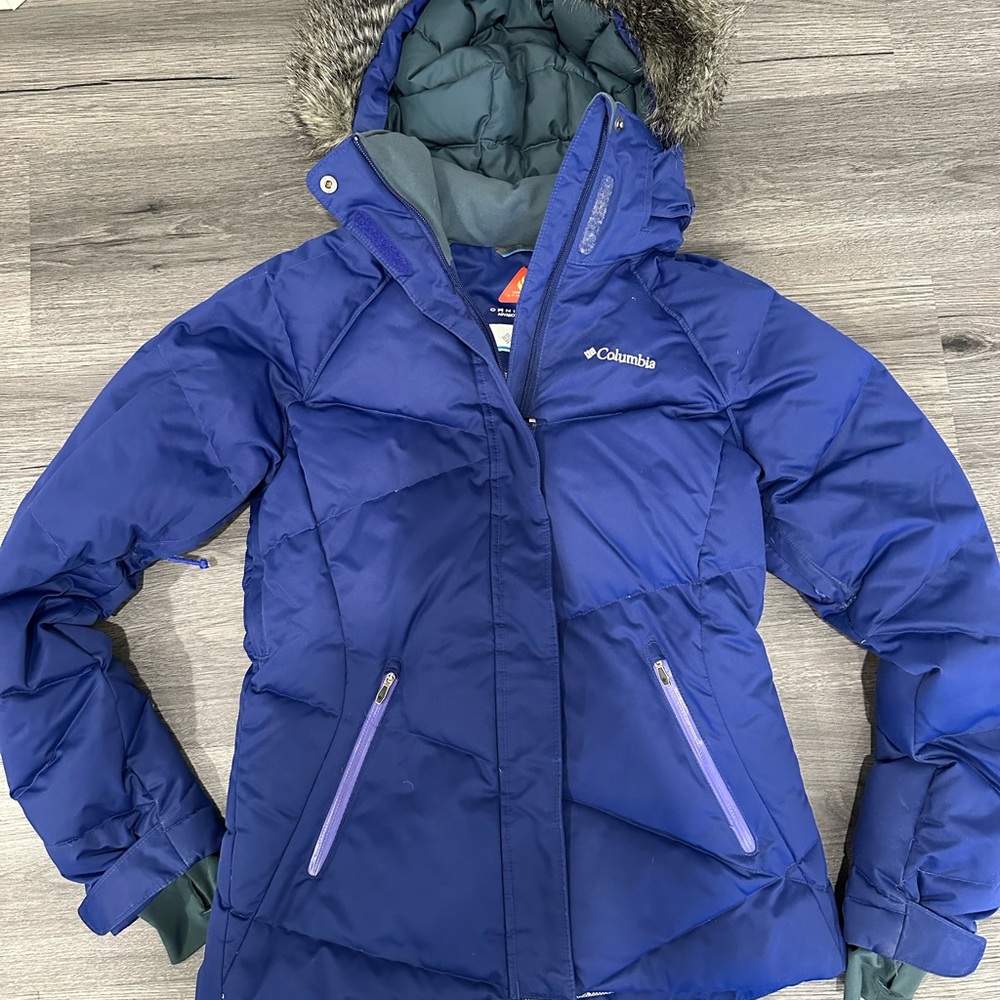 Columbia Women’s Blue Omni-Shield Jacket with Fur Hood